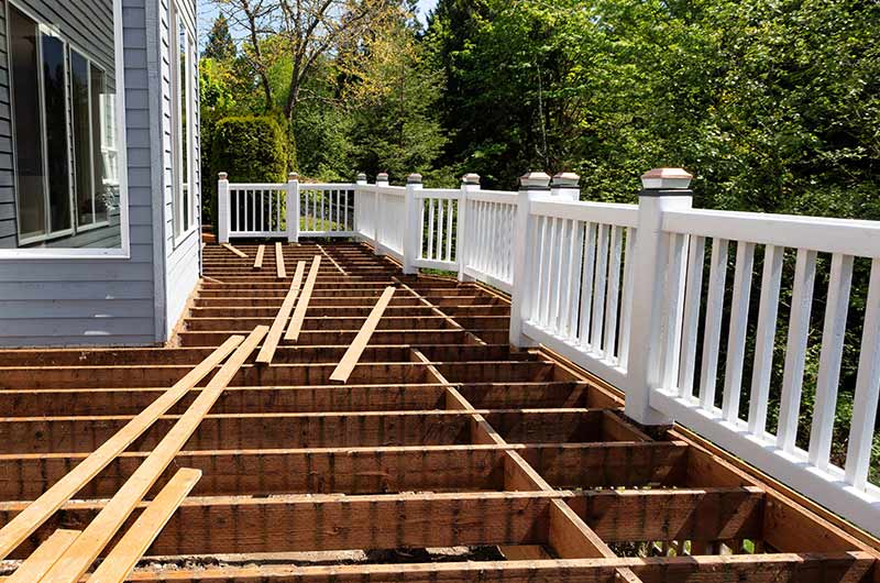 Tips For Hiring The Perfect Deck Builder